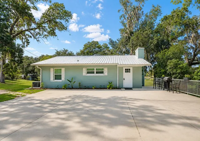 5th image of 13462 Se 108Th Court Rd, Ocklawaha, FL 32179 | MLS# OM730203