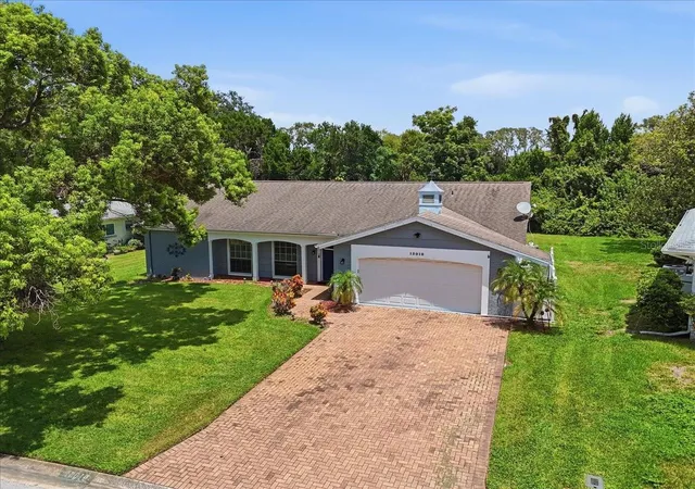 Photo 3 of Single family home for sale at 13010 Pebble Beach Cir, Hudson, FL 34667 | MLS# L4964218 | Listing updated on 2026-09-18