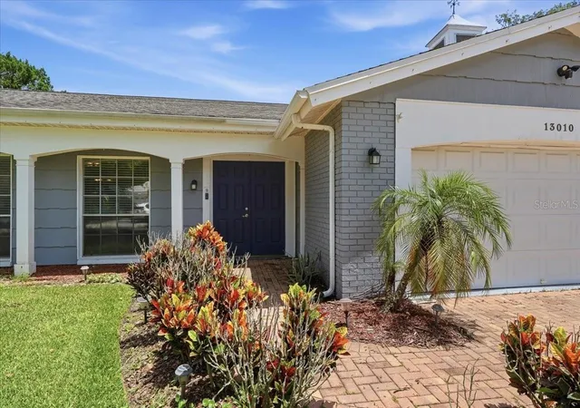 Photo 4 of Single family home for sale at 13010 Pebble Beach Cir, Hudson, FL 34667 | MLS# L4964218 | Listing updated on 2026-09-18