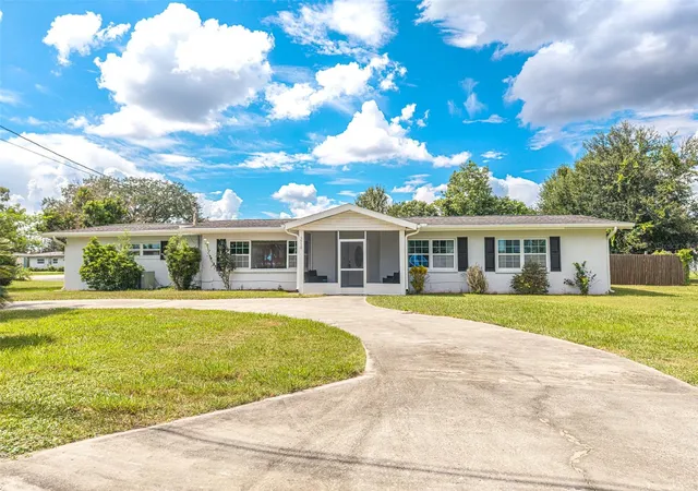 image of 3510 Lakeview Dr, Sebring, FL 33870 | MLS# L4964219