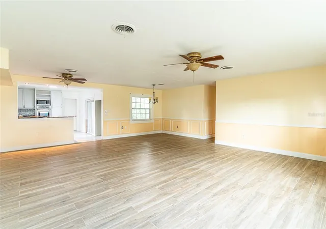 image of 3510 Lakeview Dr, Sebring, FL 33870 | MLS# L4964219