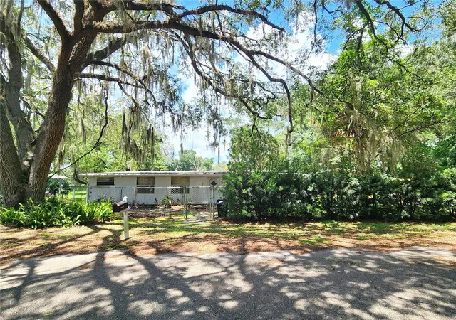 28th image of 9997 Se 167th Ln, Summerfield, FL 34491 | MLS# OM730205