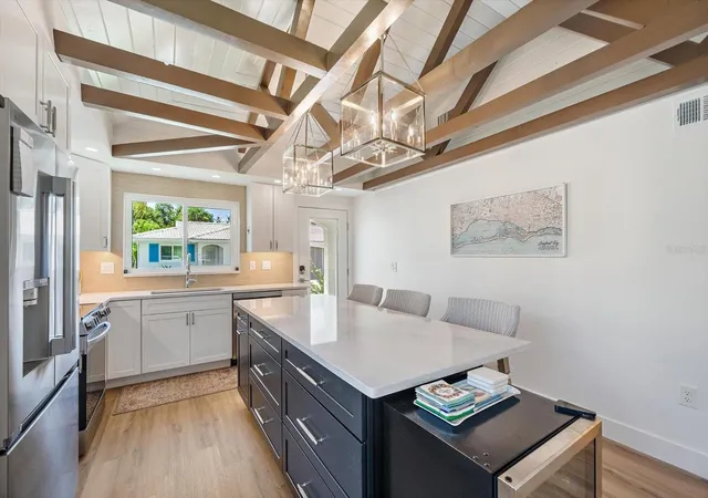 4th image of 711 Spanish Dr S, LONGBOAT KEY, FL 34228