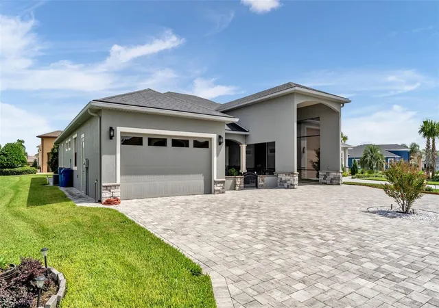 4th image of 790 Teaberry Trl, Polk City, FL 33868 | MLS# R4911805