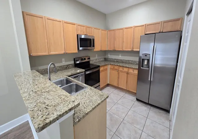 4th image of 6508 Quiet Pool Ct, Apollo Beach, FL 33572 | MLS# TB8538027