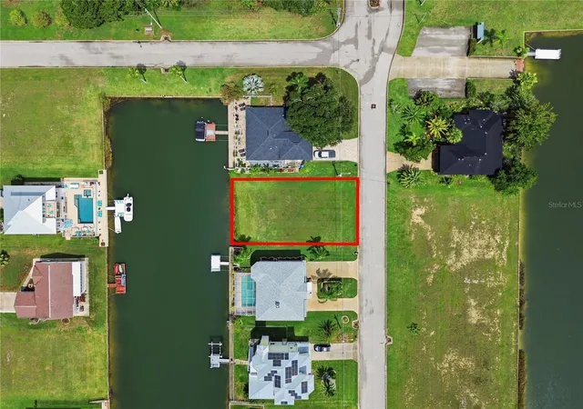 4th image of 4057 Jewfish Dr, Hernando Beach, FL 34607 | MLS# TB8538028