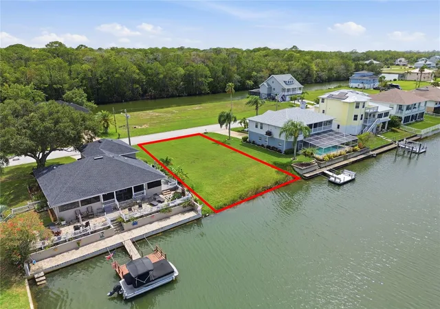 5th image of 4057 Jewfish Dr, Hernando Beach, FL 34607 | MLS# TB8538028