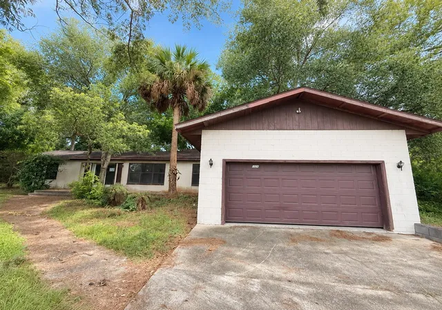 Photo 1 of Single family home for sale at 217 Plumosa Rd, Debary, FL 32713 | MLS# S5155463 | Listing updated on 2026-08-13