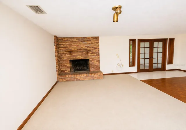 Photo 3 of Single family home for sale at 217 Plumosa Rd, Debary, FL 32713 | MLS# S5155463 | Listing updated on 2026-08-13