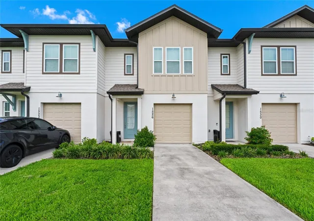 Photo 1 of Townhouse for sale at 1526 Discovery St, Davenport, FL 33896 | MLS# O6432840 | Listing updated on 2026-08-12