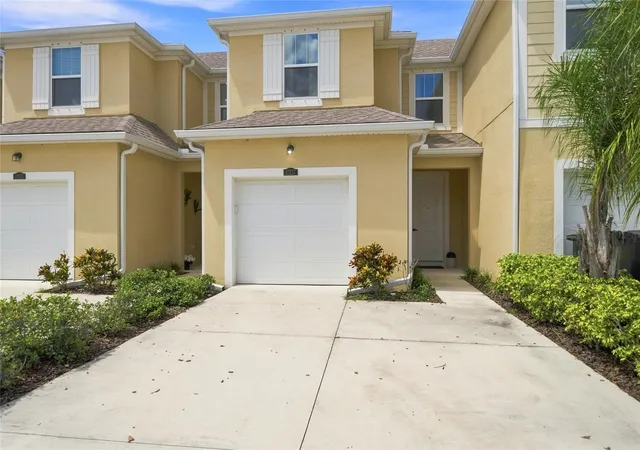 2nd image of 11957 Sky Acres Ter, Bradenton, FL 34211 | MLS# A4702743