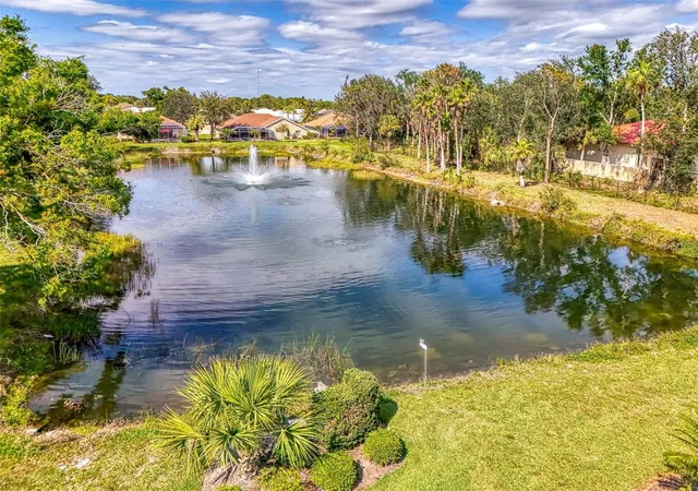 Photo 3 of Single family home for sale at 107 Wayforest Dr, Venice, FL 34292 | MLS# A4702744 | Listing updated on 2026-09-18
