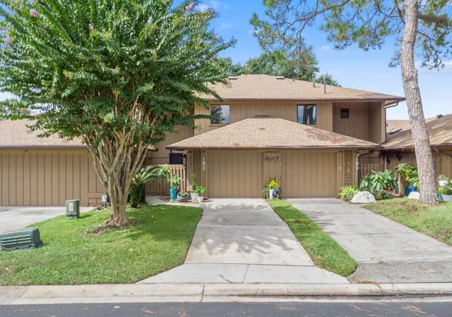 2nd image of 182 Heron Bay Cir, Lake Mary, FL 32746 | MLS# O6432846