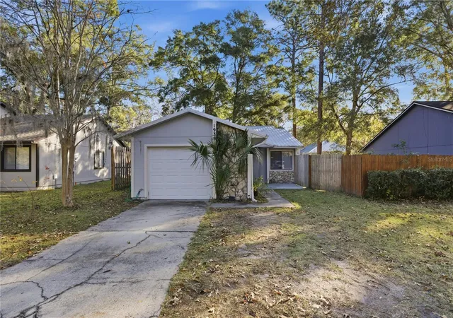 1st image of 1939 Sw 73rd Ter, Gainesville, FL 32607 | MLS# OM730207