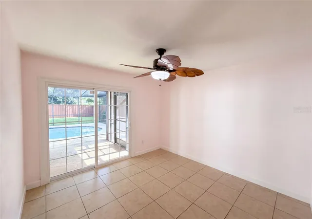 Photo 3 of Single family home for sale at 7233 Thomas Jefferson Cir W, Bartow, FL 33830 | MLS# O6432874 | Listing updated on 2026-08-27