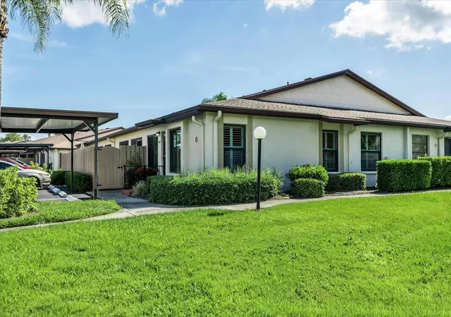 4th image of 2823 72Nd Street Ct W #2151, Bradenton, FL 34209 | MLS# A4702750