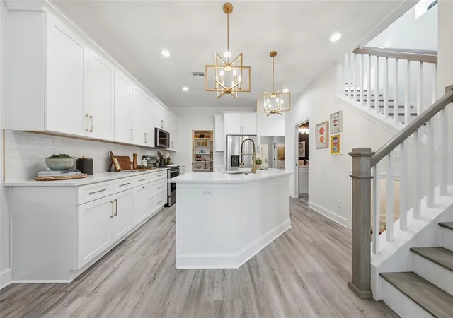 2nd image of 1012 Farmstead St, Eustis, FL 32736 | MLS# S5155477
