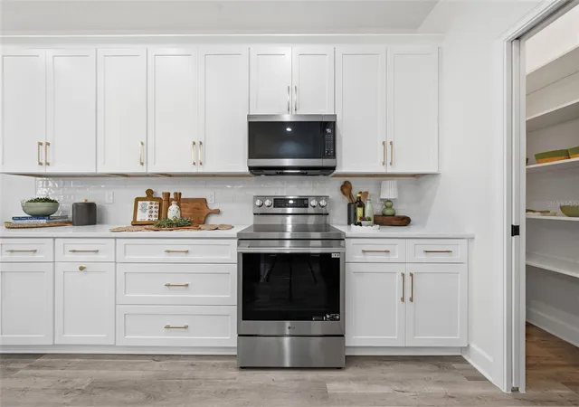 5th image of 1012 Farmstead St, Eustis, FL 32736 | MLS# S5155477