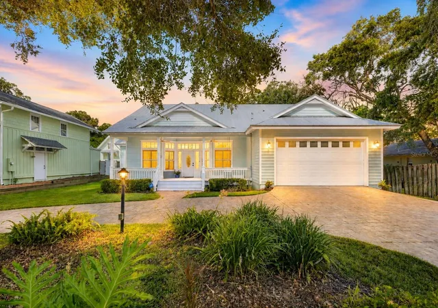 Single family home for sale at 410 S Peninsula Ave, NEW SMYRNA BEACH, FL 32169 | MLS# NS1088985