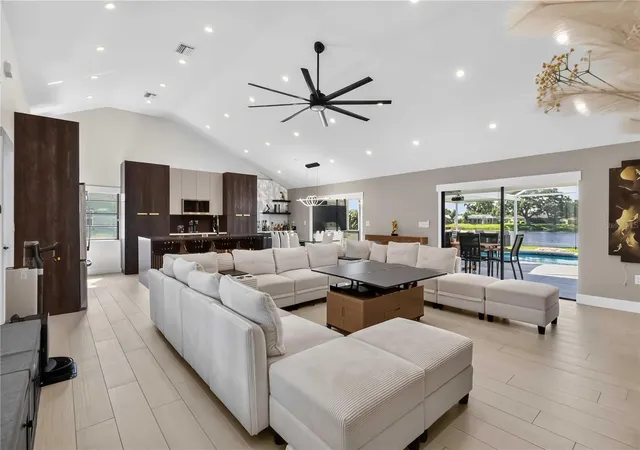 Photo 3 of Single family home for sale at 4134 Eastwood Dr, Sarasota, FL 34232 | MLS# A4702757 | Listing updated on 2026-08-13