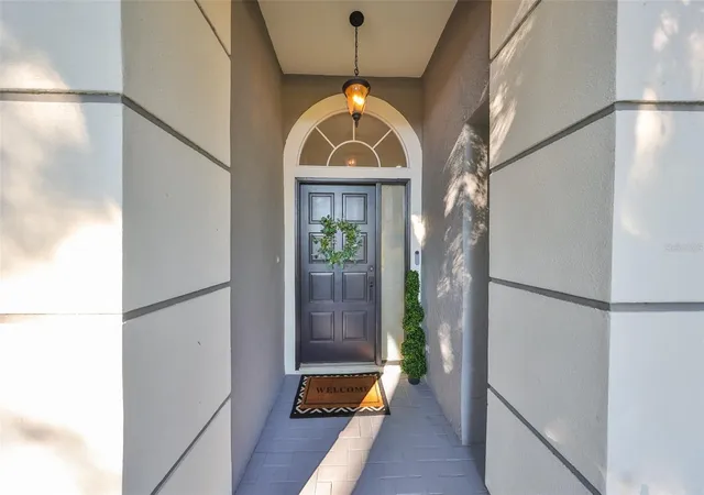 3rd image of 9309 Hampshire Park Dr, Tampa, FL 33647 | MLS# TB8538081
