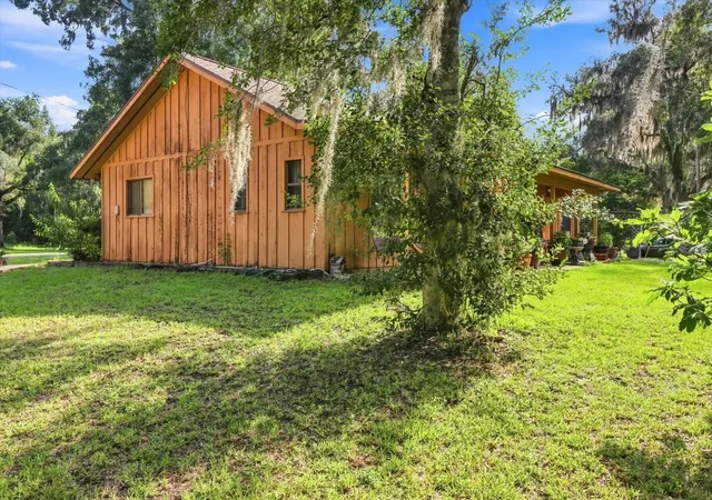 Photo 4 of Single family home for sale at 4553 E Shorewood Dr, Hernando, FL 34442 | MLS# OM730216 | Listing updated on 2026-09-12