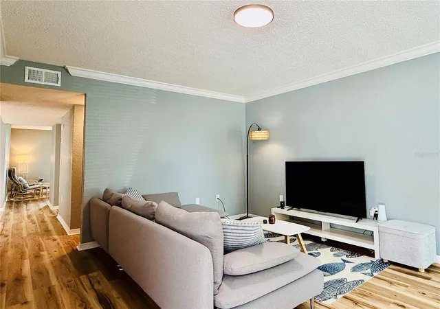 2nd image of 724 Haven Pl #724, Tarpon Springs, FL 34689 | MLS# TB8538090
