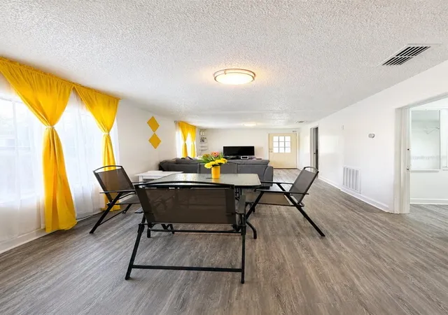 3rd image of 1239 Avenue K, Haines City, FL 33844 | MLS# O6432901