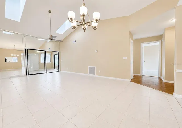 Photo 4 of Condo for sale at 2477 Tahoe Cir #2477, Winter Park, FL 32792 | MLS# O6432904 | Listing updated on 2026-10-02