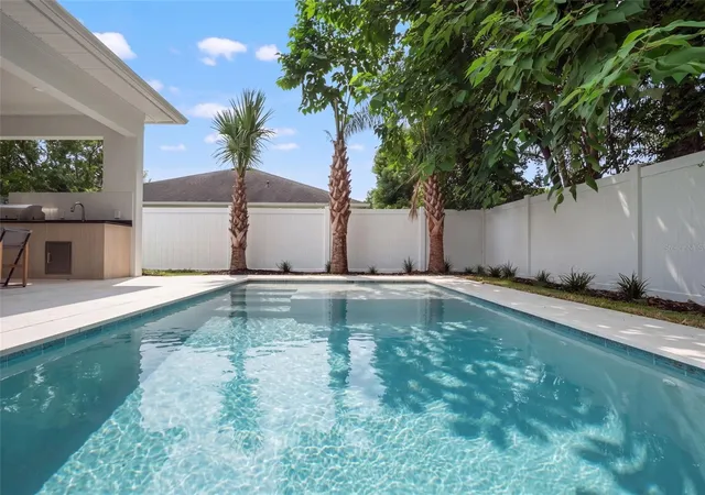 2nd image of 1000 N Forest Ave, Orlando, FL 32803 | MLS# O6432908