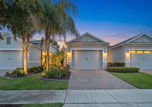 Photo 3 of House for sale at 1896 Flora Pass Pl, Kissimmee, FL 34747 | MLS# O6432911 | Listing updated on 2026-08-25