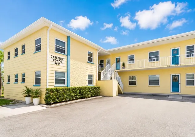1st image of 9895 1st St E #5, Treasure Island, FL 33706 | MLS# TB8538111