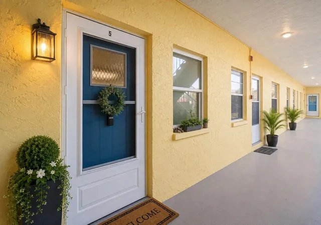 2nd image of 9895 1st St E #5, Treasure Island, FL 33706 | MLS# TB8538111