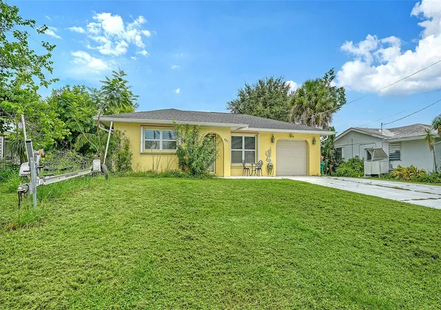 Photo 4 of Single family home for sale at 481 W Tarpon Blvd NW, Port Charlotte, FL 33952 | MLS# A4702763 | Listing updated on 2026-09-20