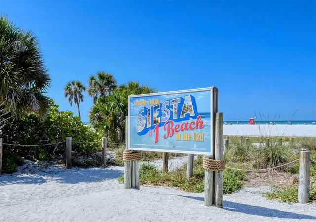 2nd image of 1001 Pt Of Rocks Rd, SARASOTA, FL 34242