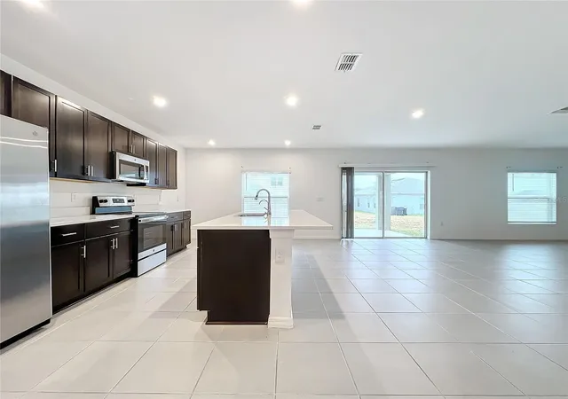 5th image of 5627 Costa Blanca Way, Davenport, FL 33897 | MLS# O6432926