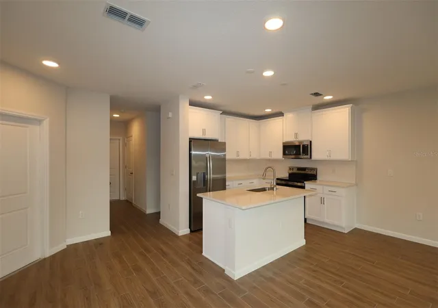Photo 3 of Sale Pending at 6100 Fellow Wagon Way, Orlando, FL 32822 | MLS# O6432933 | Listing updated on 2026-10-22