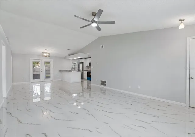 Photo 3 of Single family home for sale at 5588 Garden Grv Cir, Winter Park, FL 32792 | MLS# O6432936 | Listing updated on 2026-10-07