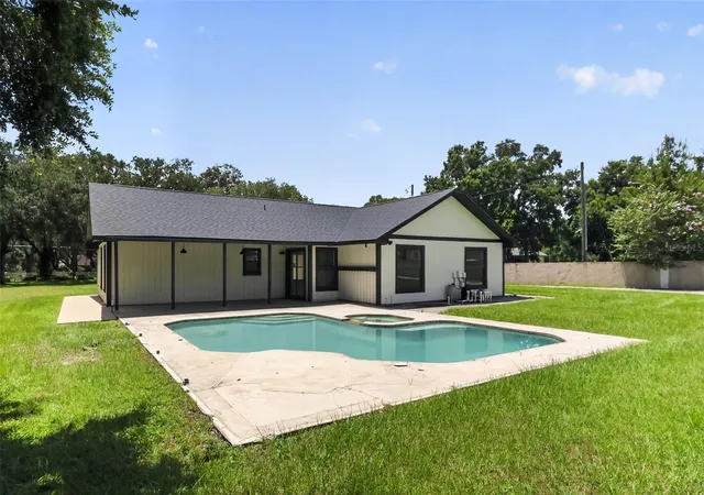 Photo 3 of Sale Pending at 1651 Granada Blvd, Kissimmee, FL 34746 | MLS# O6432949 | Listing updated on 2026-08-31