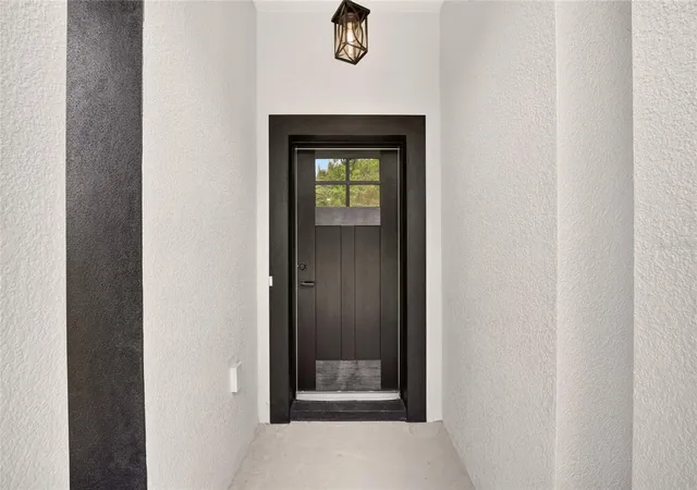 Photo 3 of Single family home for sale at 1 Walnut Dr, Ocala, FL 34480 | MLS# OM730225 | Listing updated on 2026-09-14