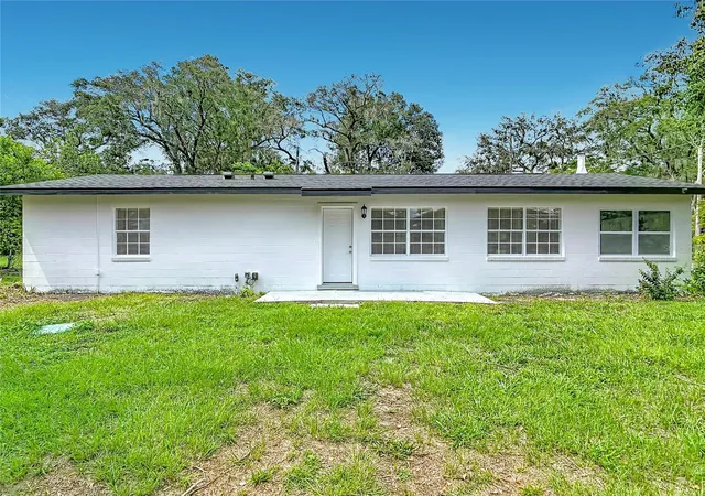 Photo 1 of Single family home for sale at 303 Lake Gertie Rd, Deland, FL 32720 | MLS# O6432951 | Listing updated on 2026-10-05