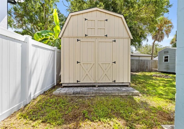 49th image of 6928 S West Shore Blvd, Tampa, FL 33616 | MLS# W7888518