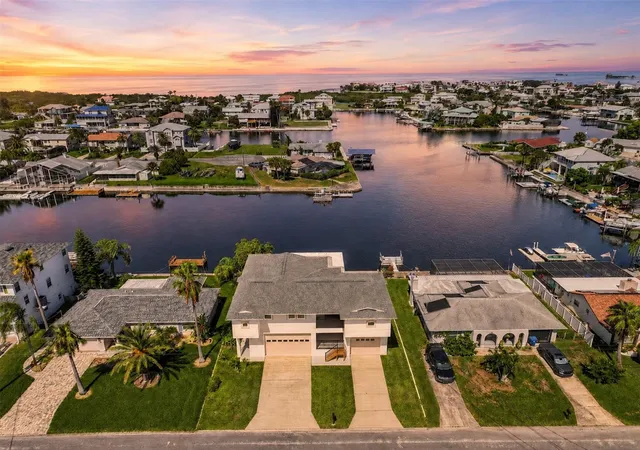 Photo 4 of Sale Pending at 4159 Camelia Dr, Hernando Beach, FL 34607 | MLS# W7888519 | Listing updated on 2026-10-02