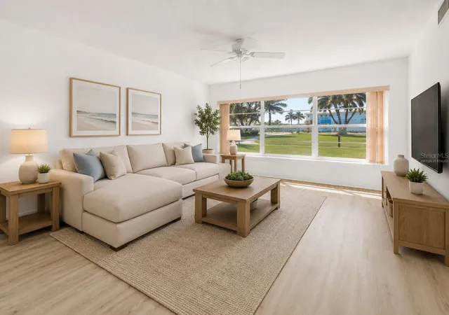 Listing Photo 5 - Condo for sale in building located at 300 64Th Ave, ST PETE BEACH, FL 33706 - Unit #117