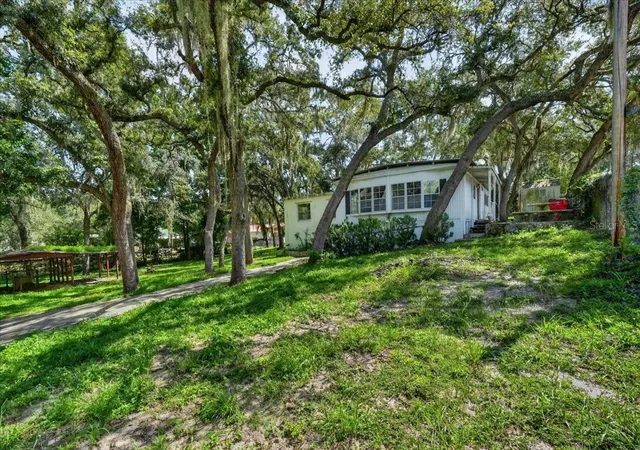 1st image of 12489 Sw 45th Ter, Webster, FL 33597 | MLS# TB8538156