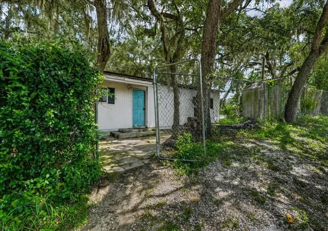 3rd image of 12489 Sw 45Th Ter, Webster, FL 33597 | MLS# TB8538156