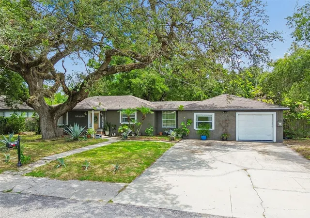 2nd image of 7307 N Huntley Ave, Tampa, FL 33604 | MLS# TB8538161
