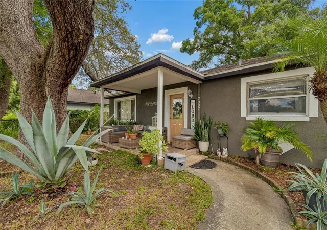 4th image of 7307 N Huntley Ave, Tampa, FL 33604 | MLS# TB8538161