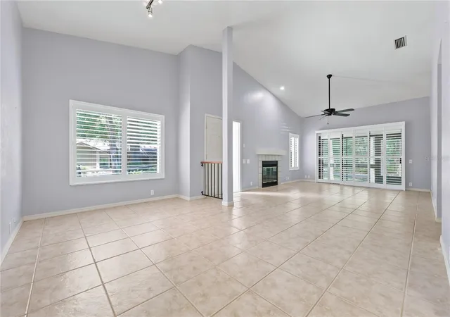 2nd image of 4039 Nw 23rd Cir, Gainesville, FL 32605 | MLS# GC542681