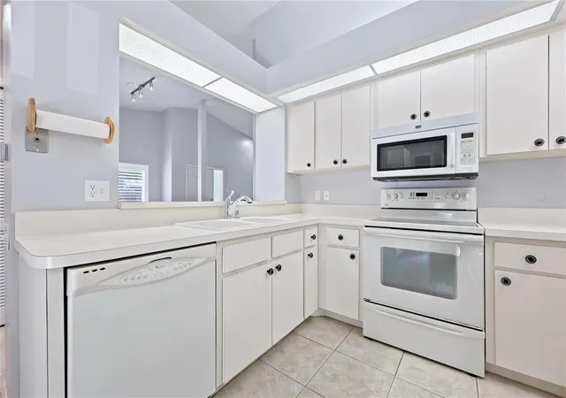 Photo 2 of Townhouse for sale at 4039 NW 23rd Circle, Gainesville, FL 32605 | MLS# GC542681 | Listing updated on 2026-09-11